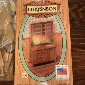 Vintage Chrysnbon Miniature Kitchen Cabinet Kit. Model F-280.